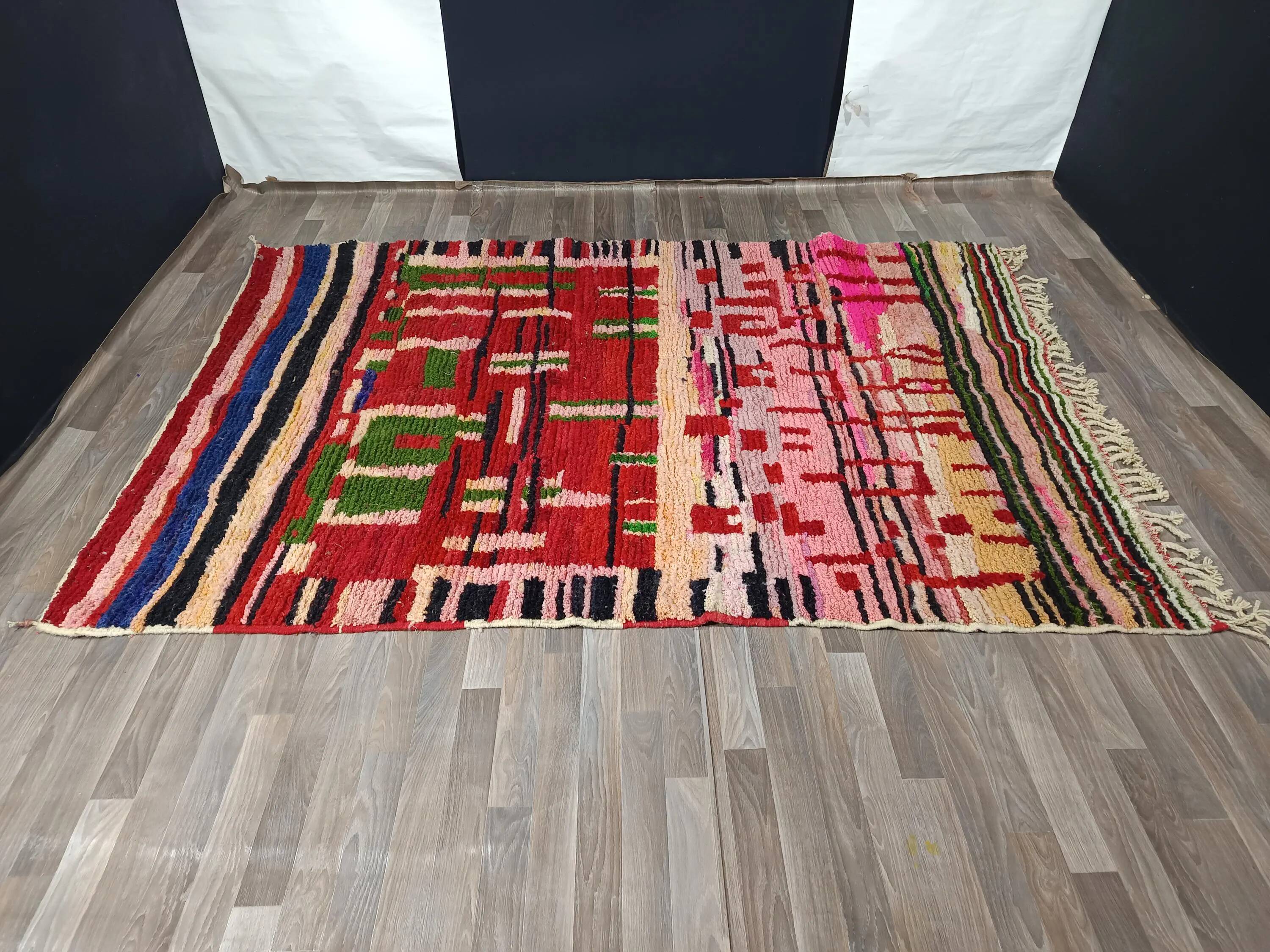 Handmade traditional carpet 250cm x 150cm Moroccan