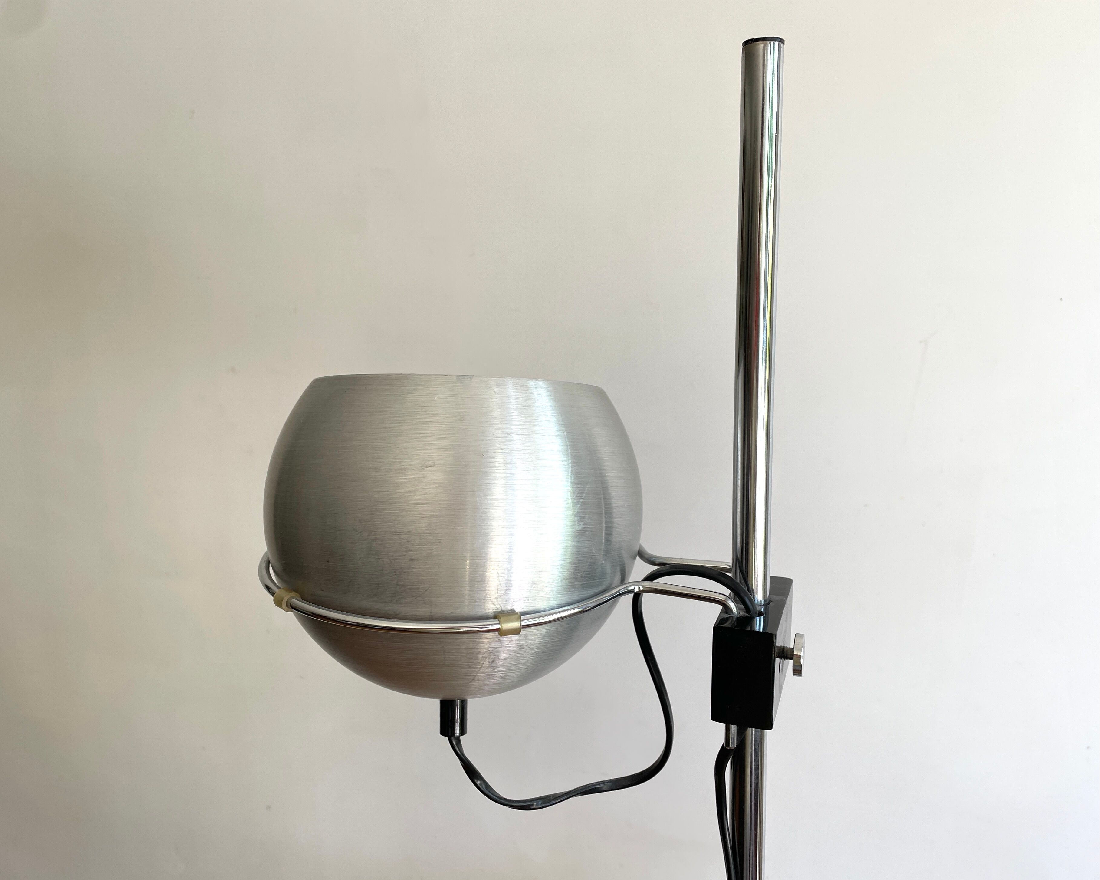 Floor lamp type "Eye-ball" by Goffredo Regianni Italy 1970