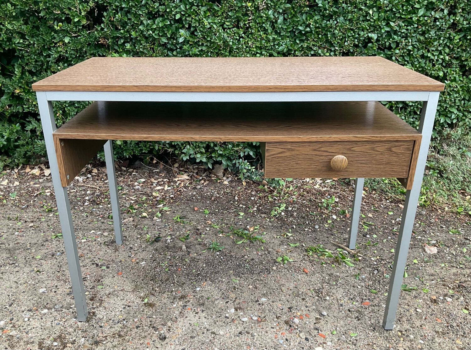 Bureau vintage des années 60-70