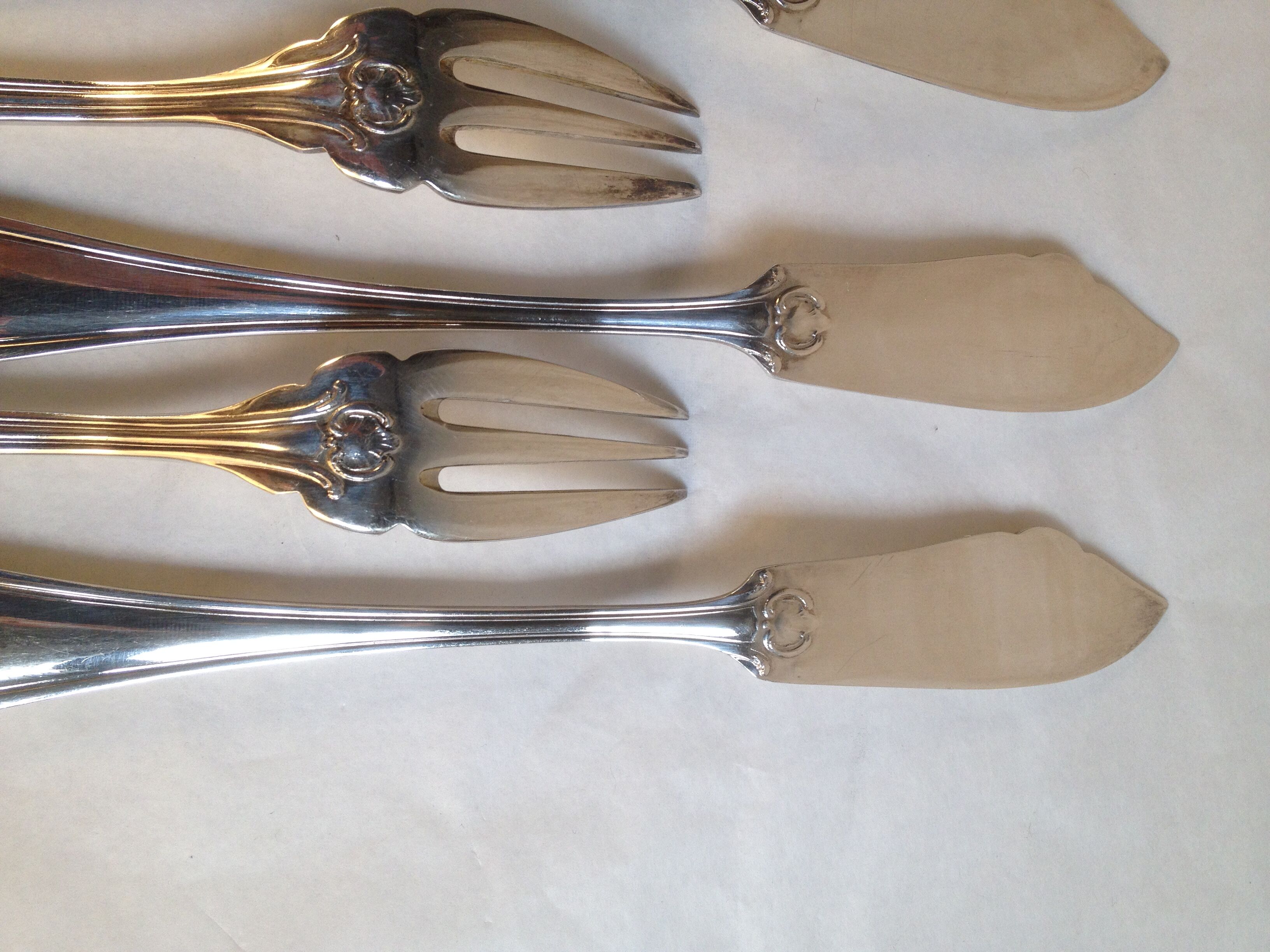 Serving cutlery and fish cutlery in silver metal 18 pieces