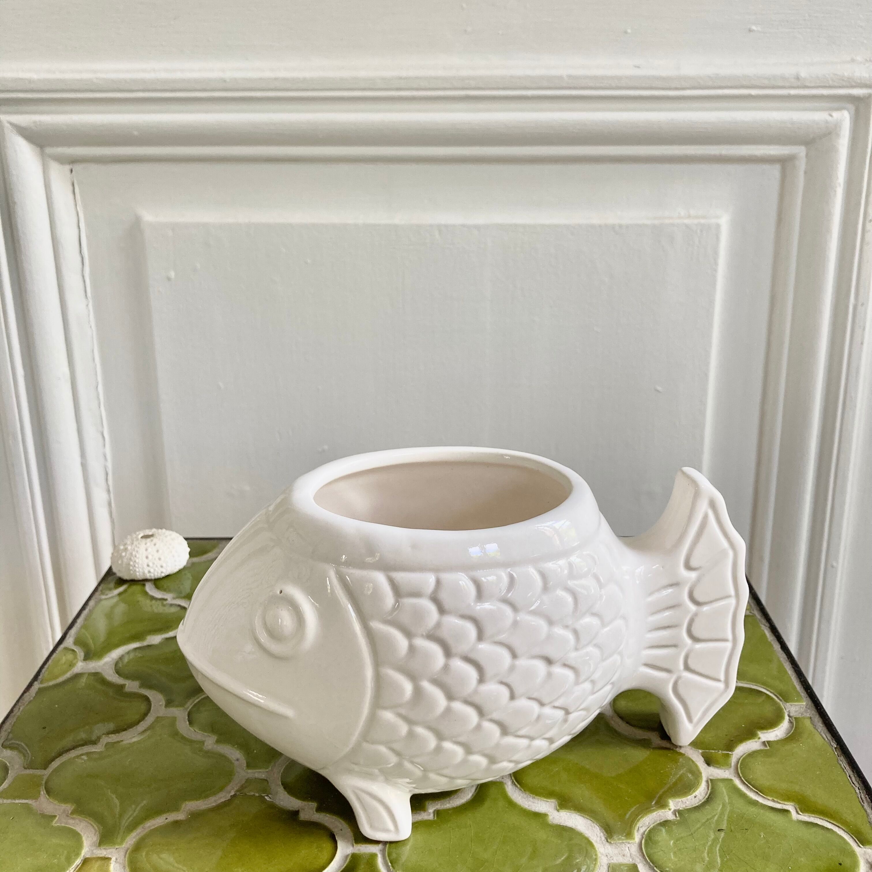 Planter fish hide pot slurry