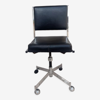 RM desk chair