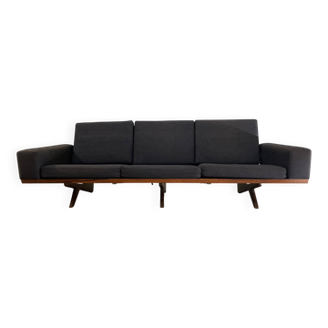 Sofa 3 places par Georg Thams pour AS Vejen Polstermøbelfabrik, années 1960.