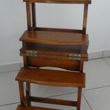 Bookseller's chair