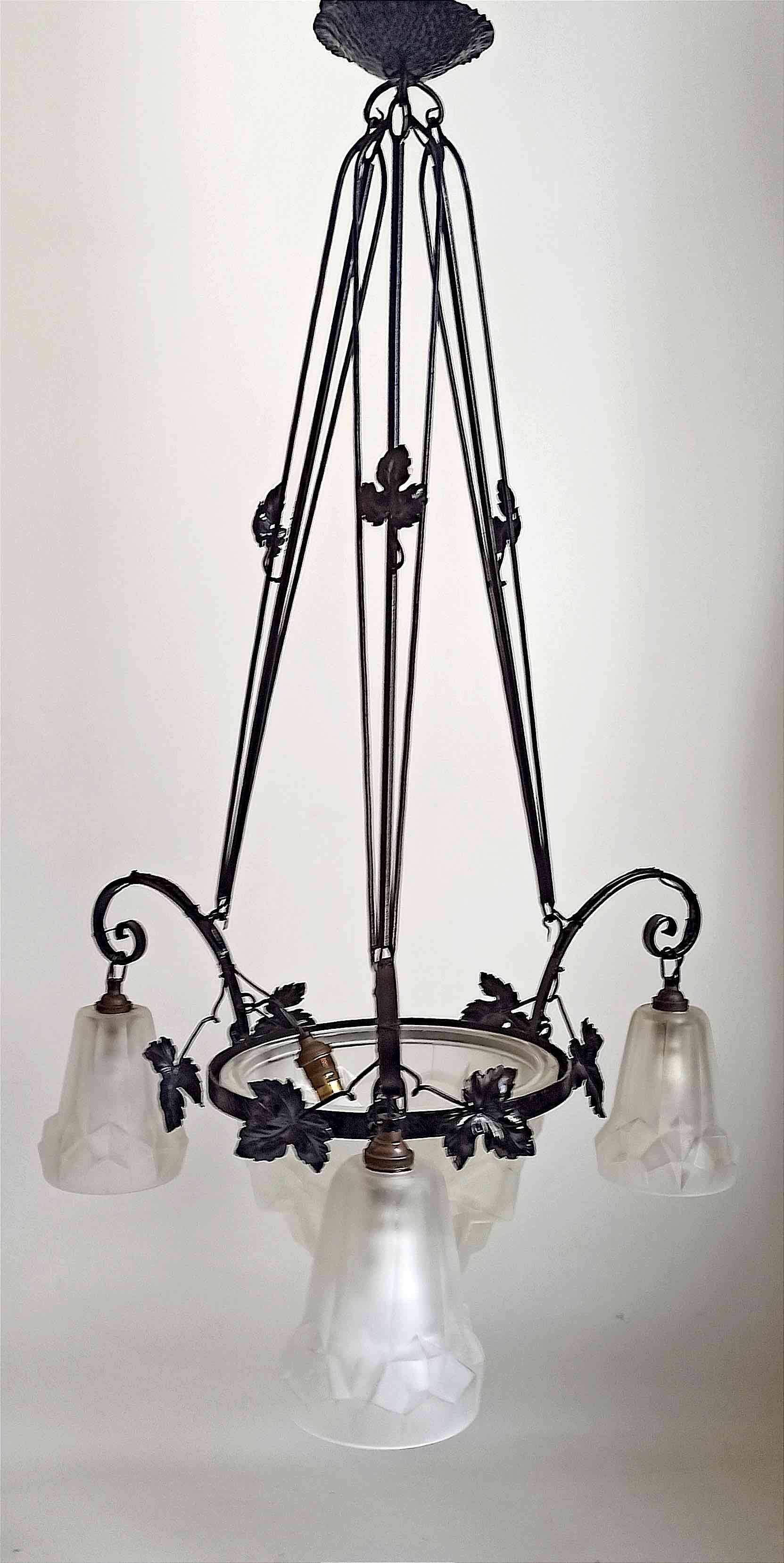 Degué 4-light Art Deco chandelier Width 62 cm Height 93 cm