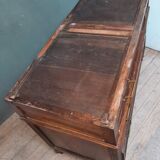 Dresser Louis XVI of the eighteenth century