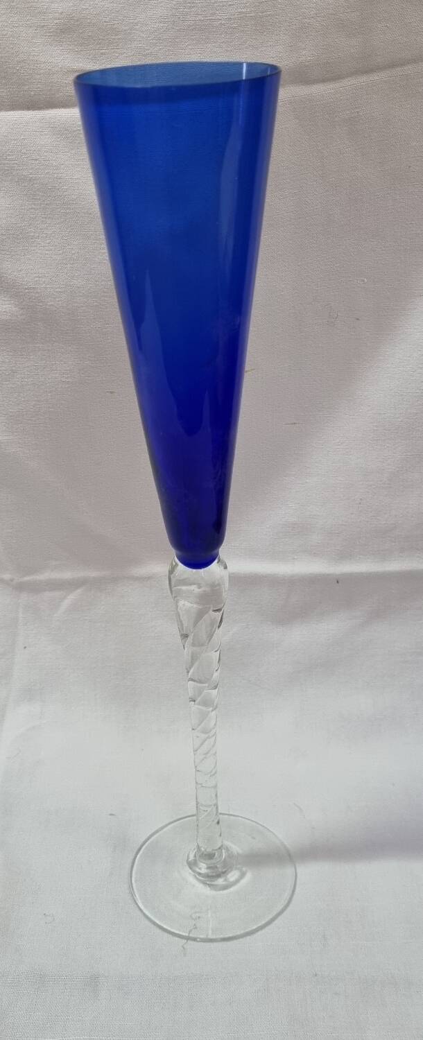 6 Murano colored champagne flutes