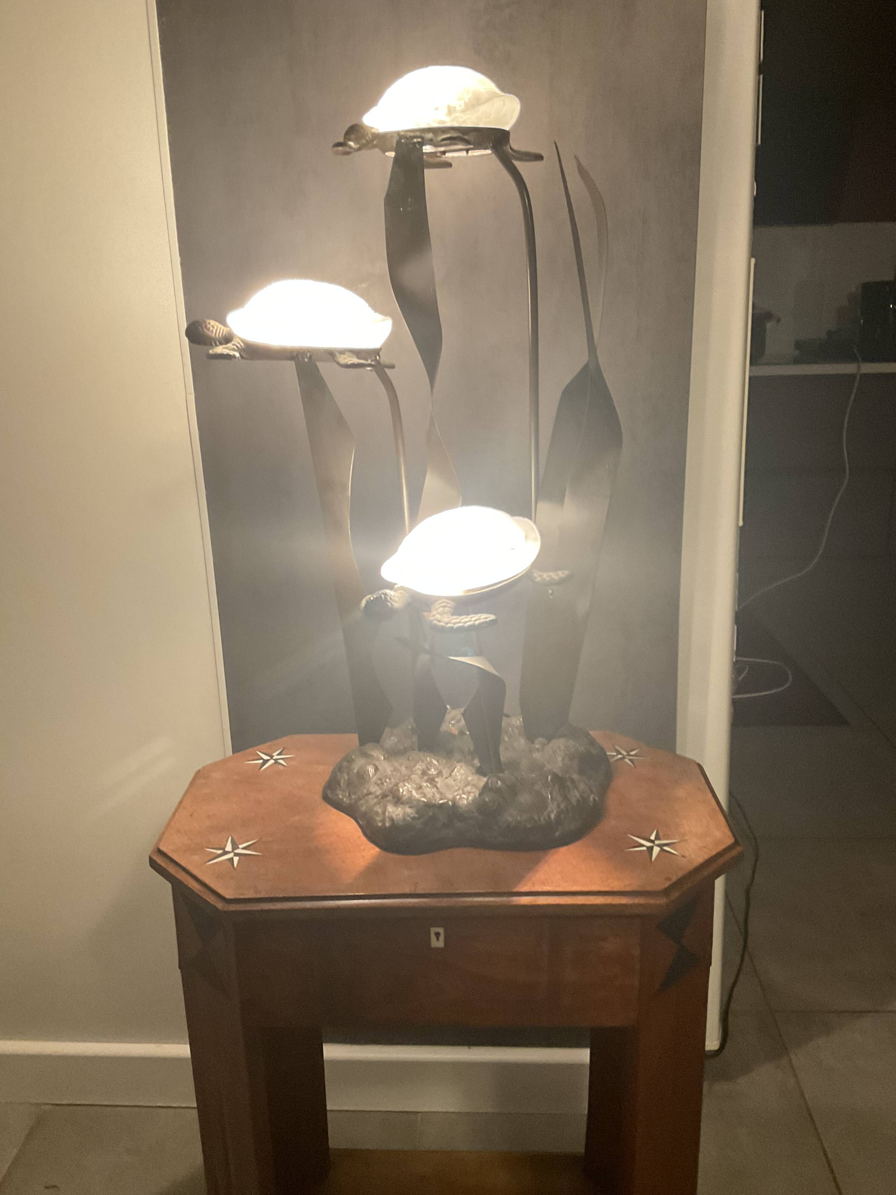 beautiful Art Deco lamp in excellent condition
