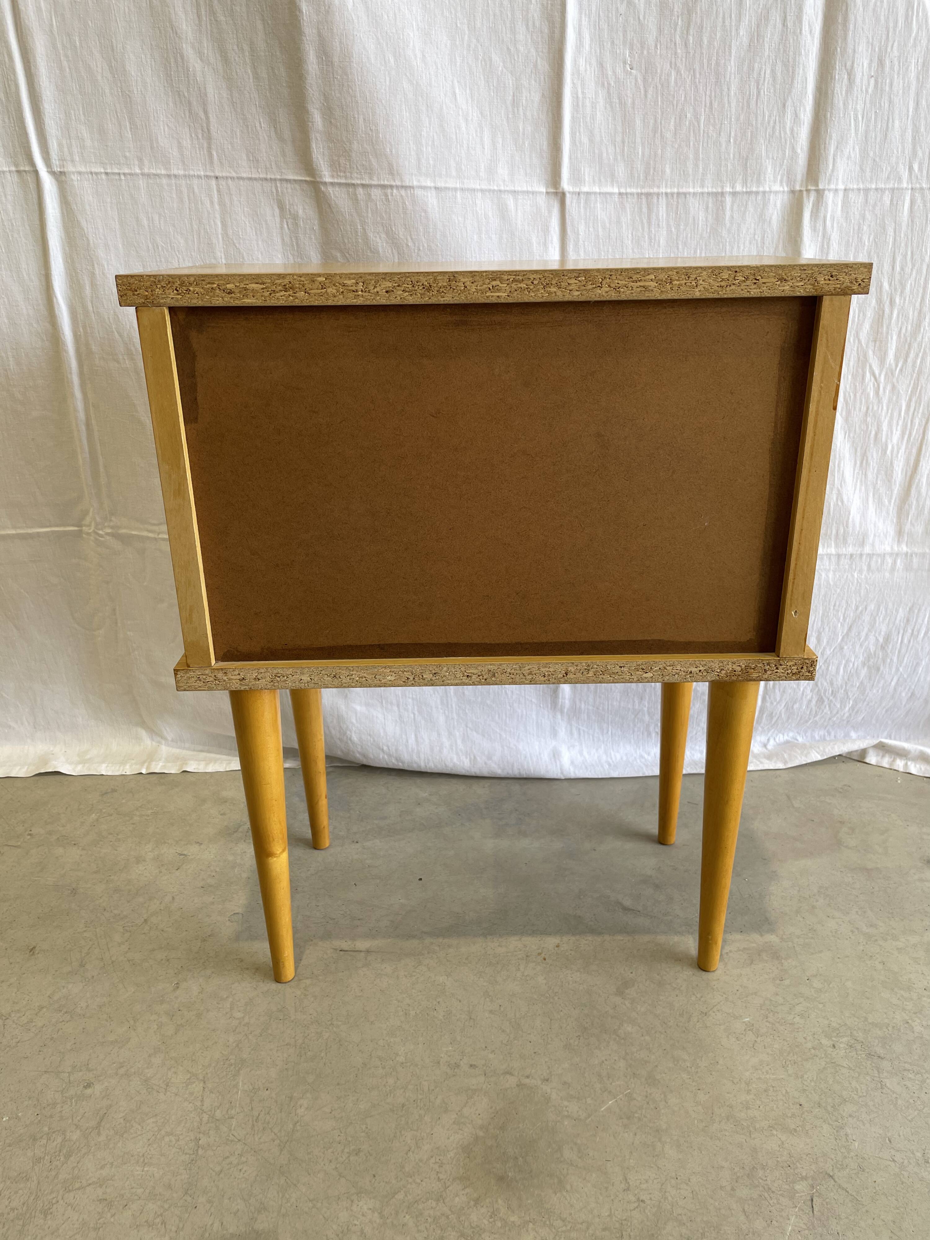 Mid-Century Scandinavian bedside table by Capelle, 1970s