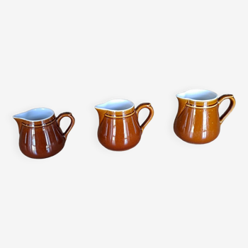Set of 3 milk/cream/coffee pitchers model 503