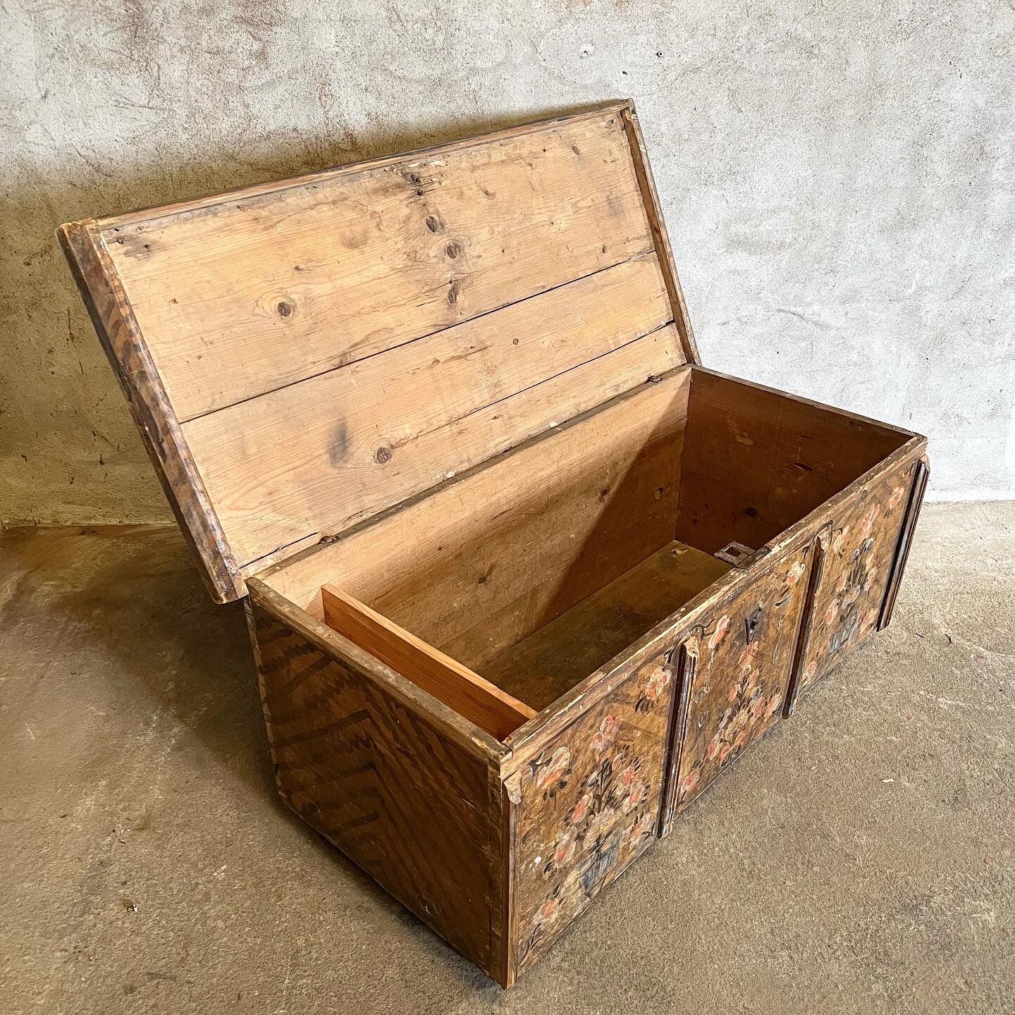 18th century painted folk chest
