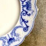 Plat rond Sarreguemines en faïence bleue, service "Corbeille"