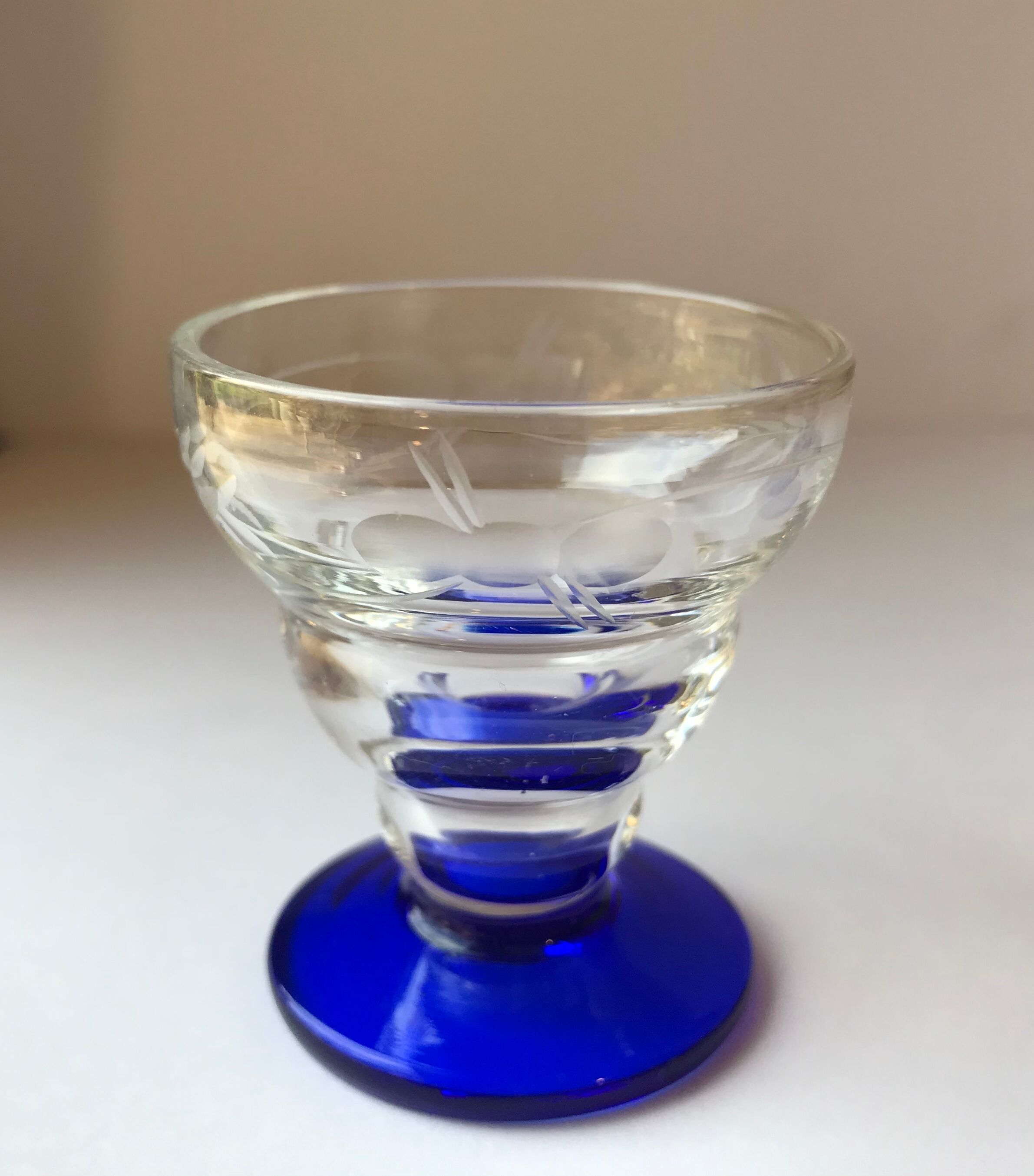 4 old liquor glasses, blue feet and engraved glass