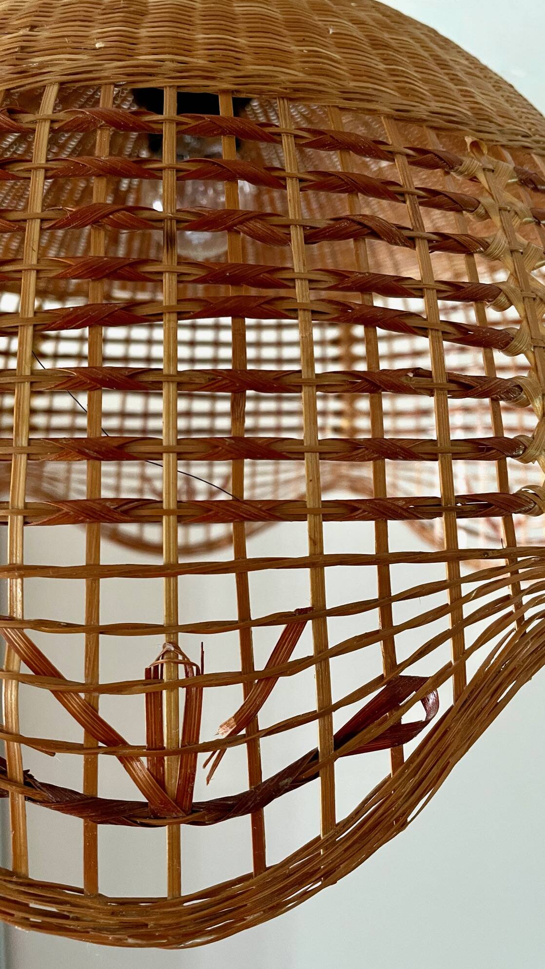 Vintage wicker flower pendant light