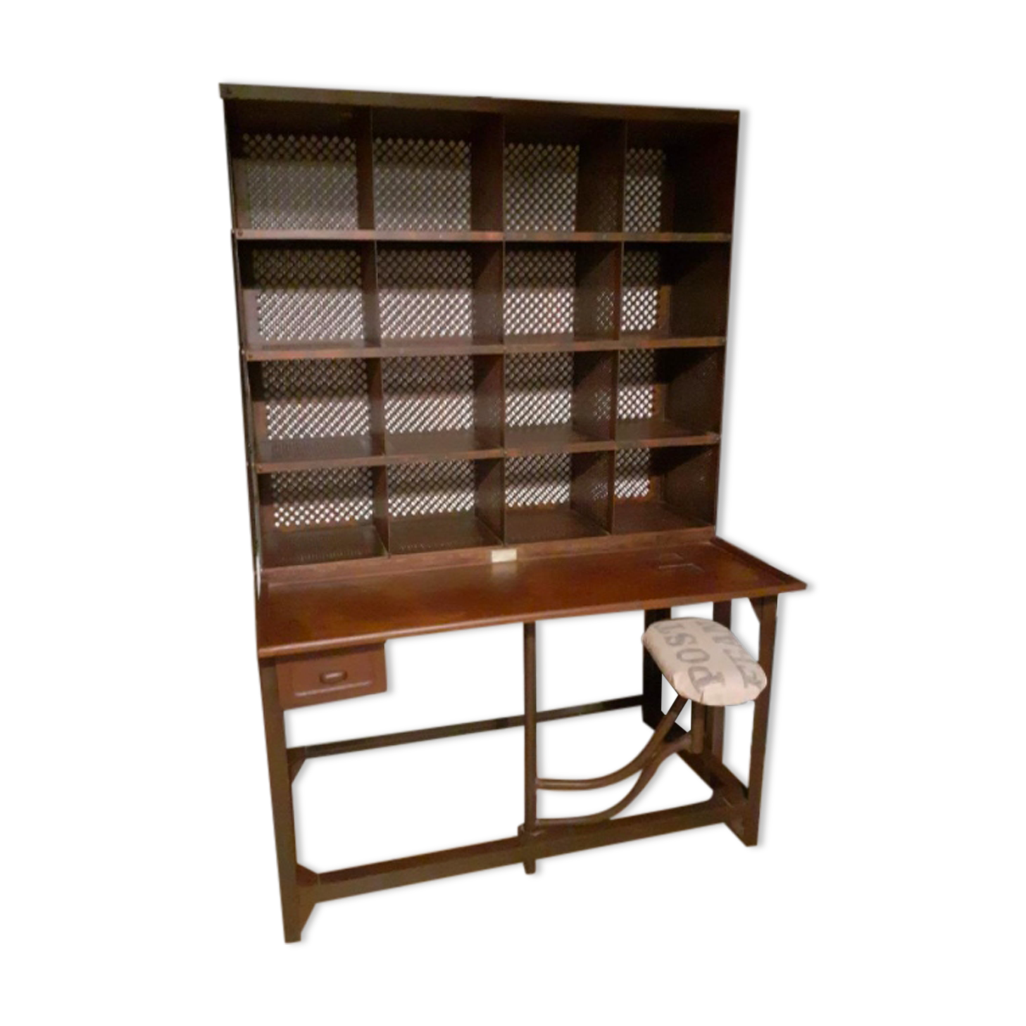 Postal sorting furniture