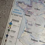 Old MDI school map: France population and Industrie