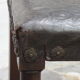 Ensemble de 3 chaises Renaissance en chêne et cuir gaufré, 19ème siècle, Belgique