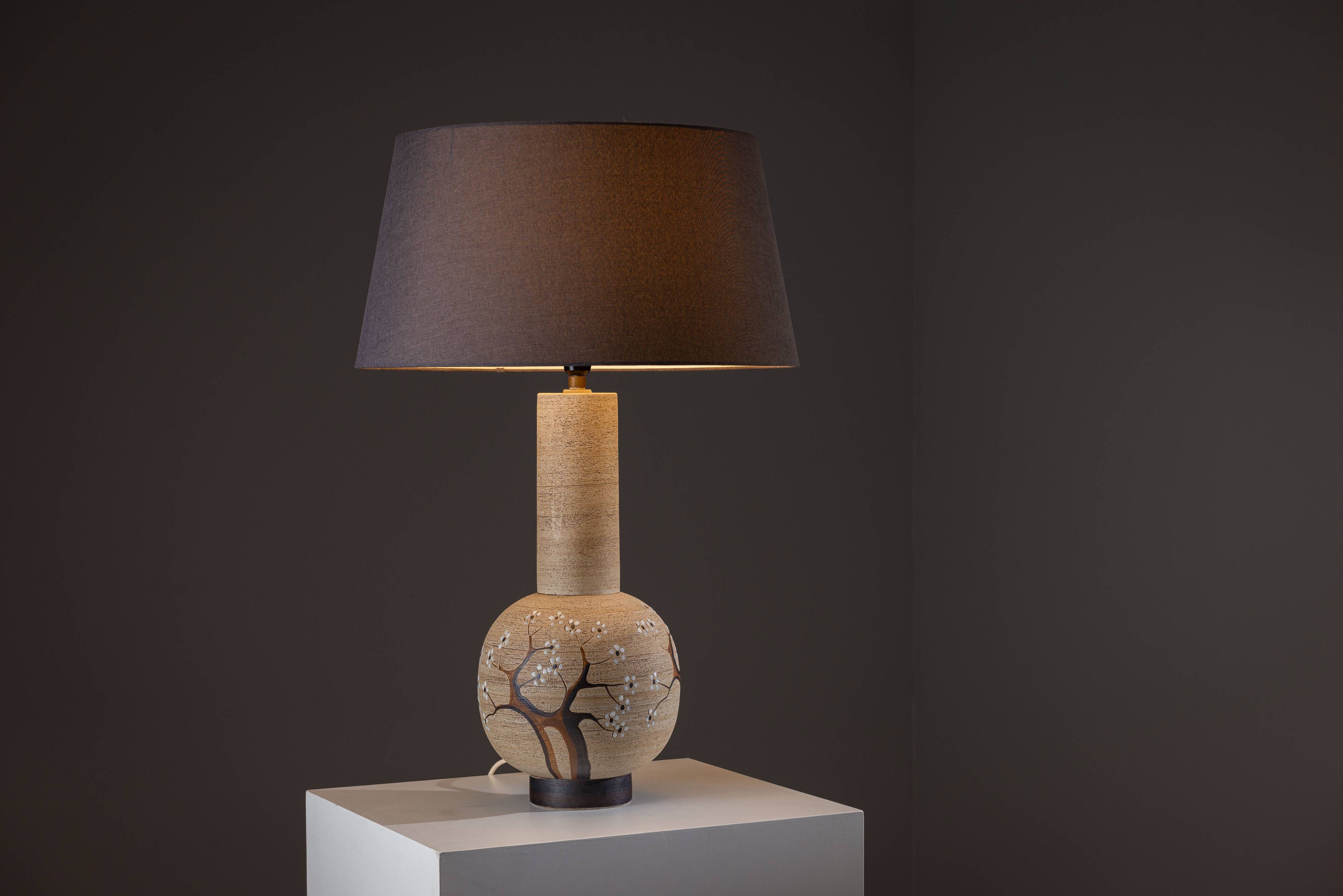 Lampe de table en céramique rare de Peter Müller, produite par Sgrafo.