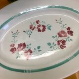 plat en faïence fleuri