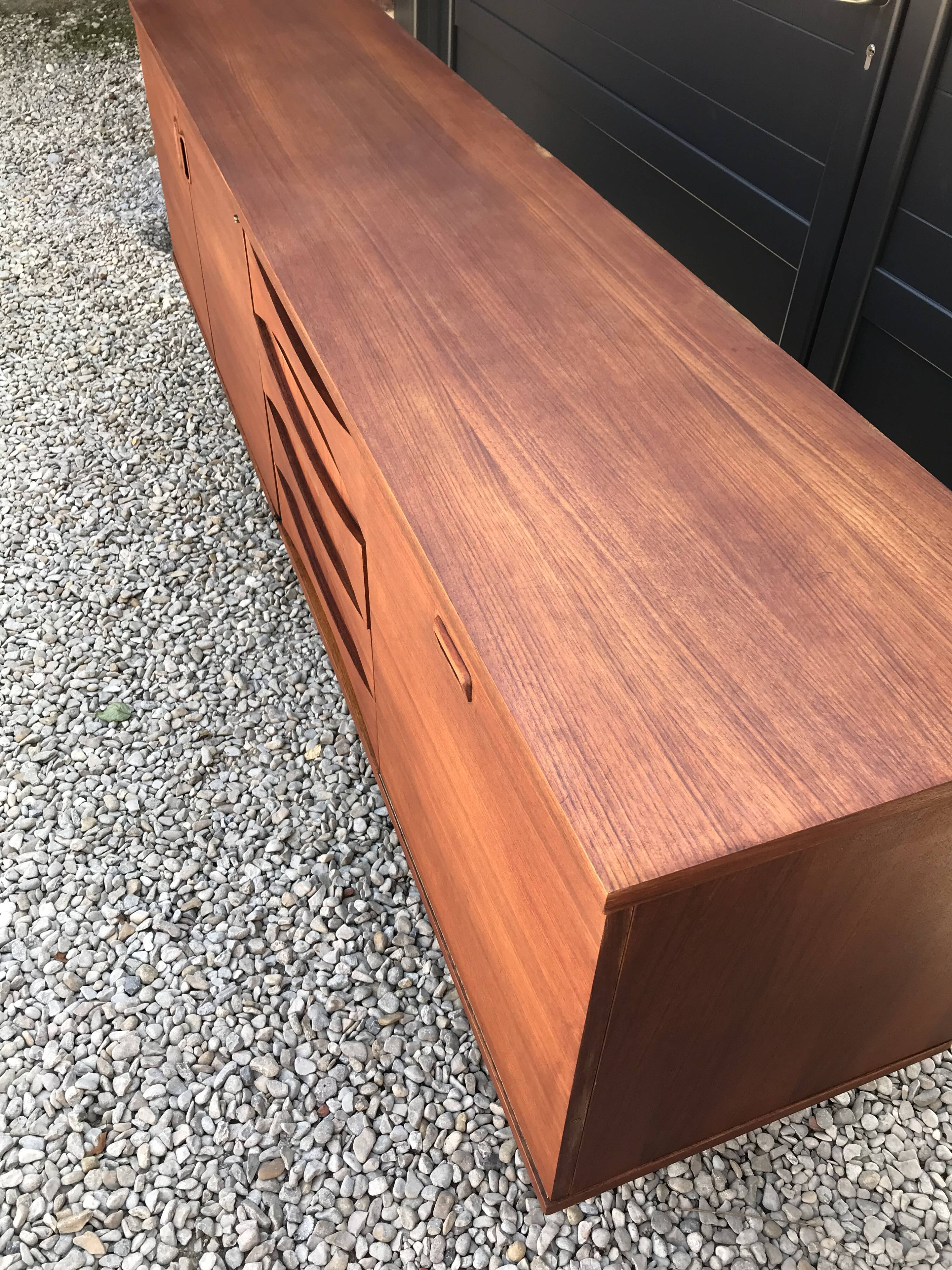 Eros row in scandinavian design teak