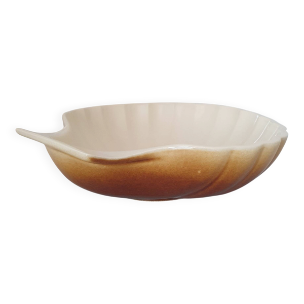 Saladier coquillage en céramique marron et blanc