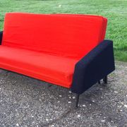 Canapé vintage tissus rouge et noir