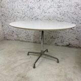 Round dining table, Eames Ray & Charles