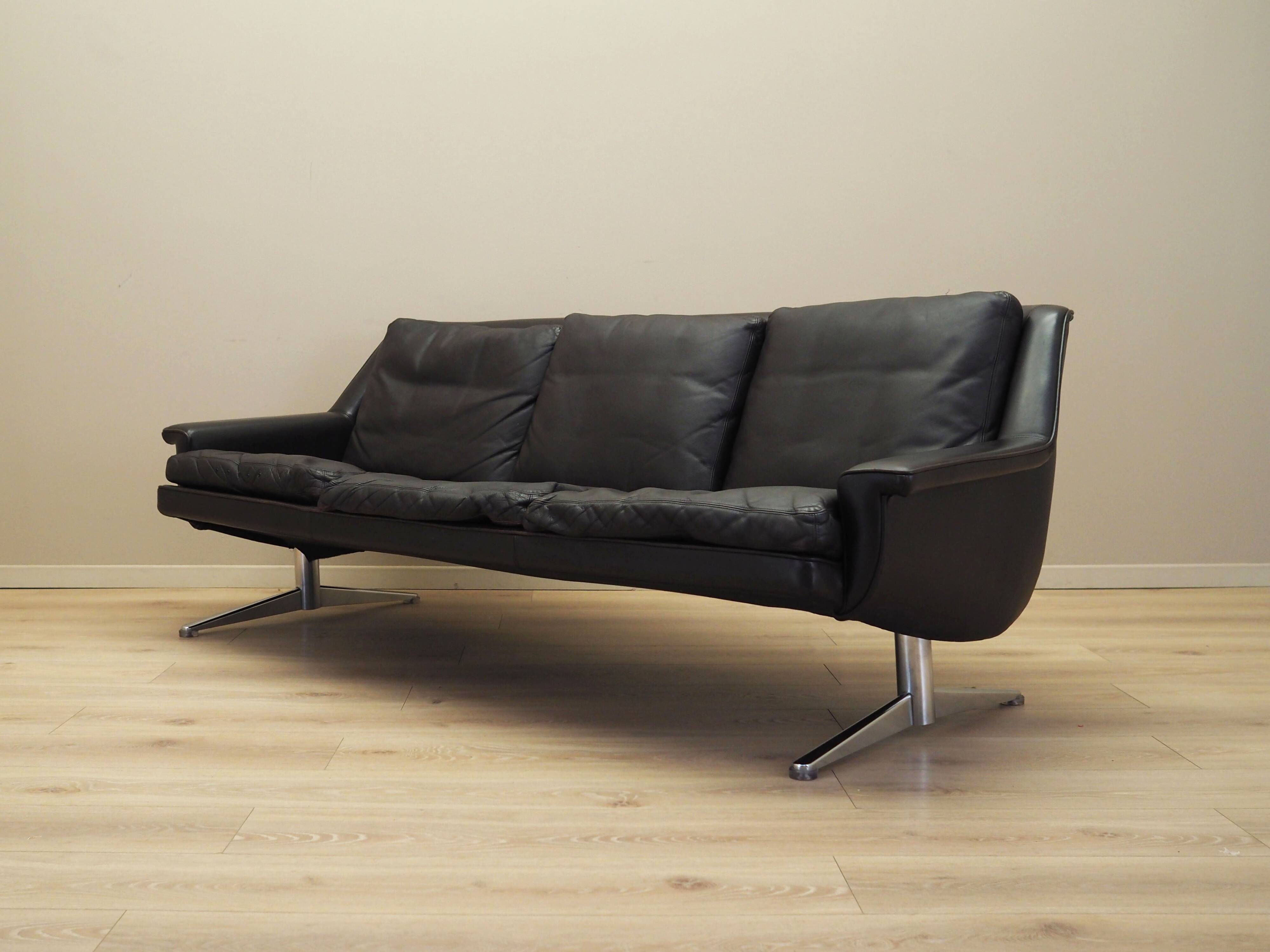 Brown leather sofa, Danish design, 1970s, designer: Werner Langenfeld, manu