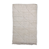Moroccan carpet white diamonds
