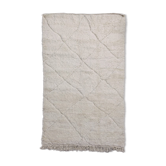 Moroccan rug with white diamonds
