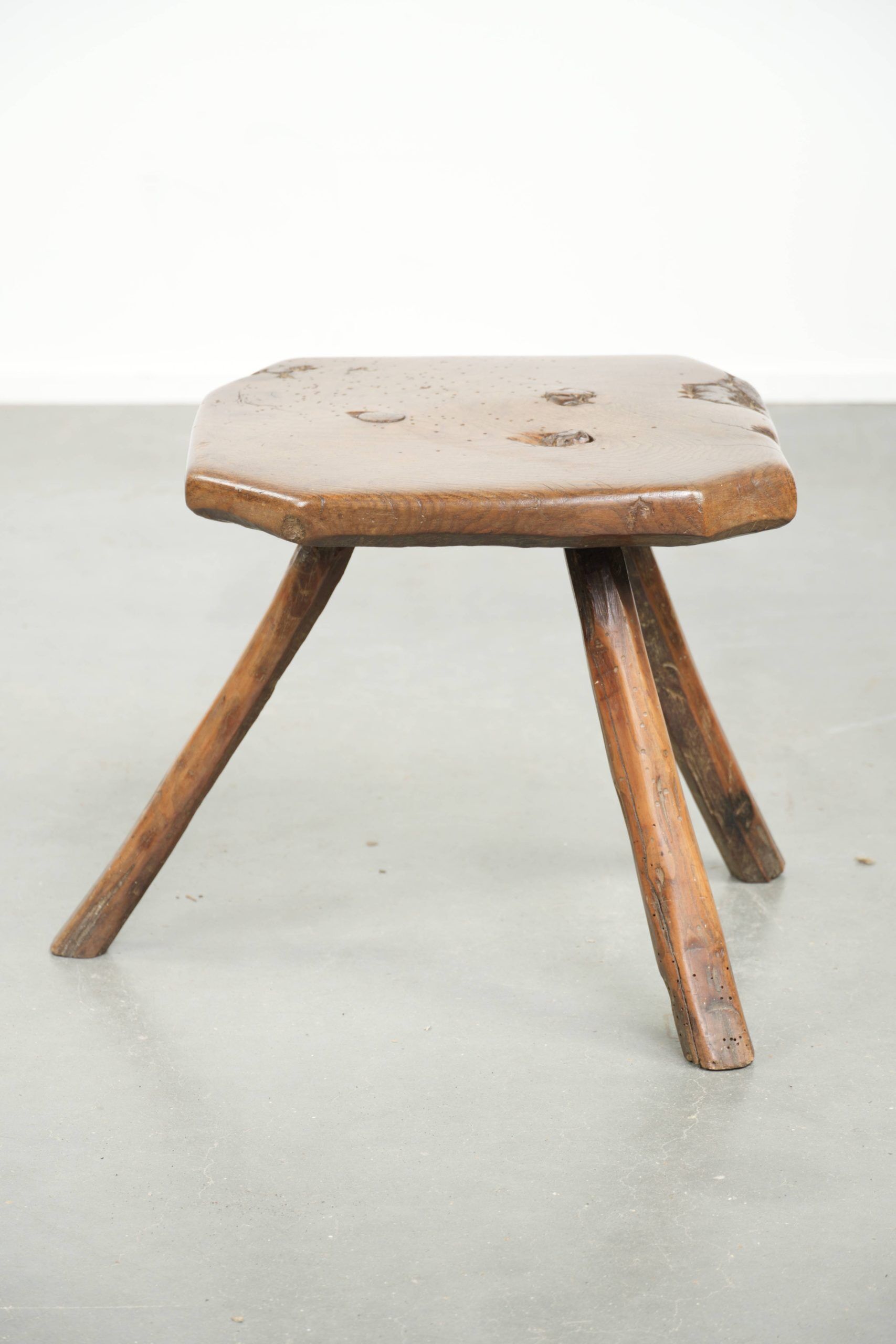 Tabouret/table d'appoint anglais antique unique du XVIIe siècle