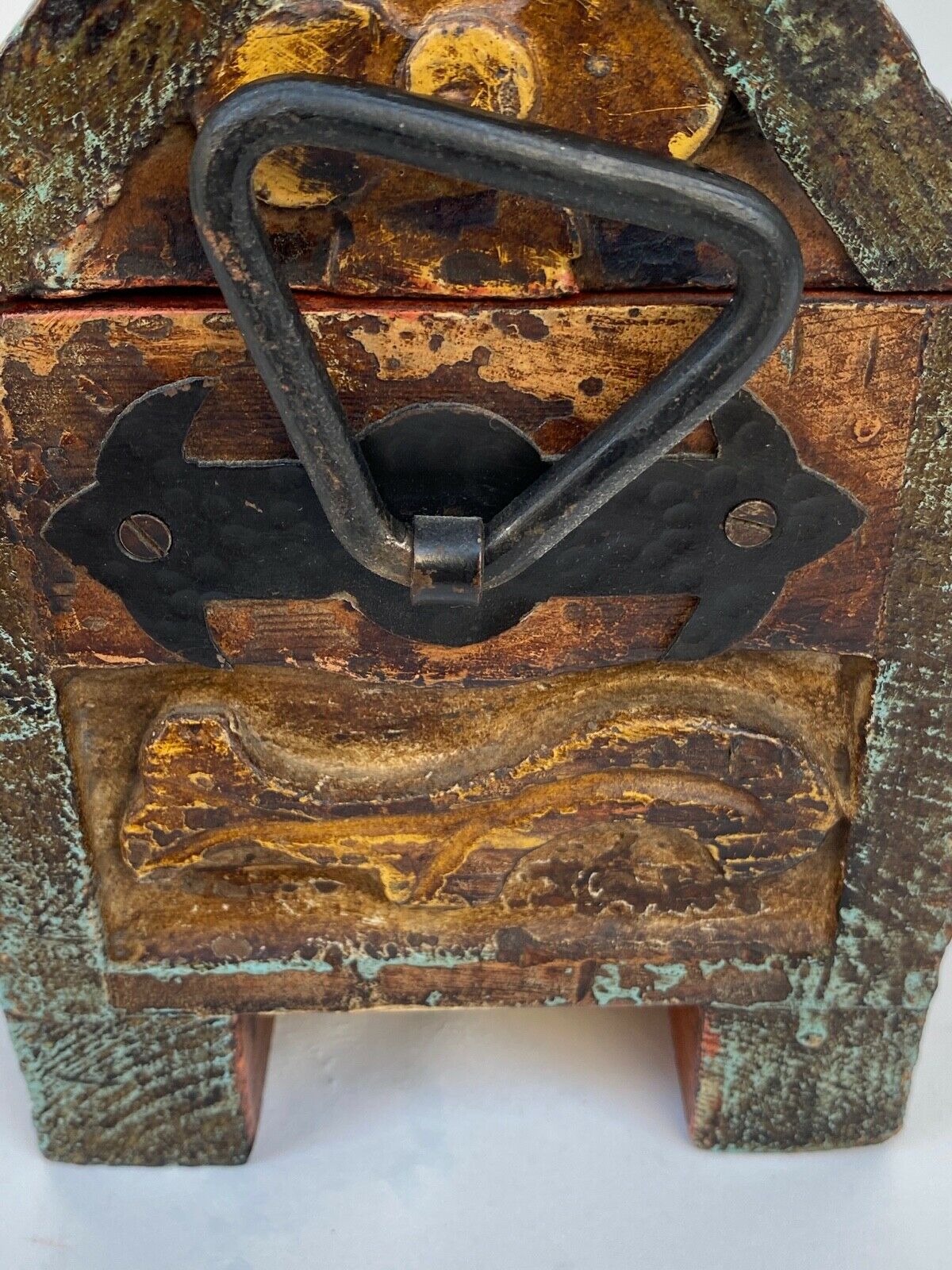 Neoghotic box carved wood inspiration renaissance xx eme polychrome
