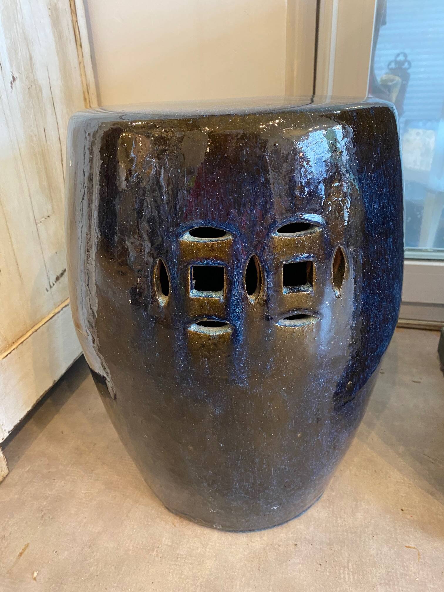 Varnished ceramic pouf chinese style blue tones interior or exterior