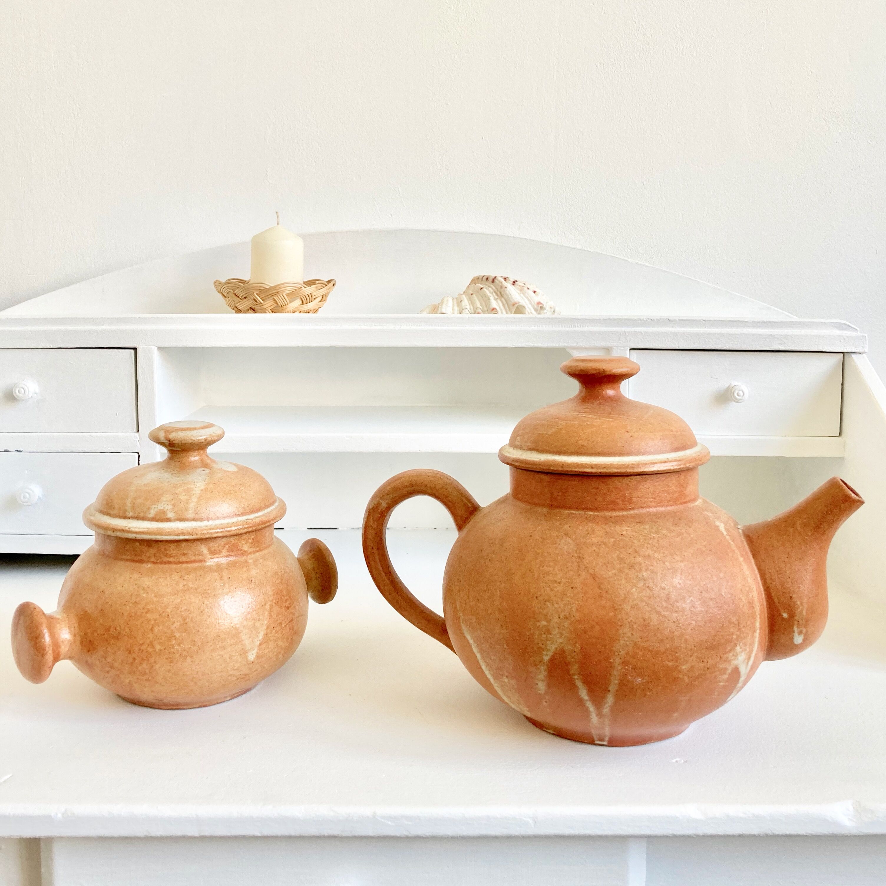 Sandstone and sugar teapot