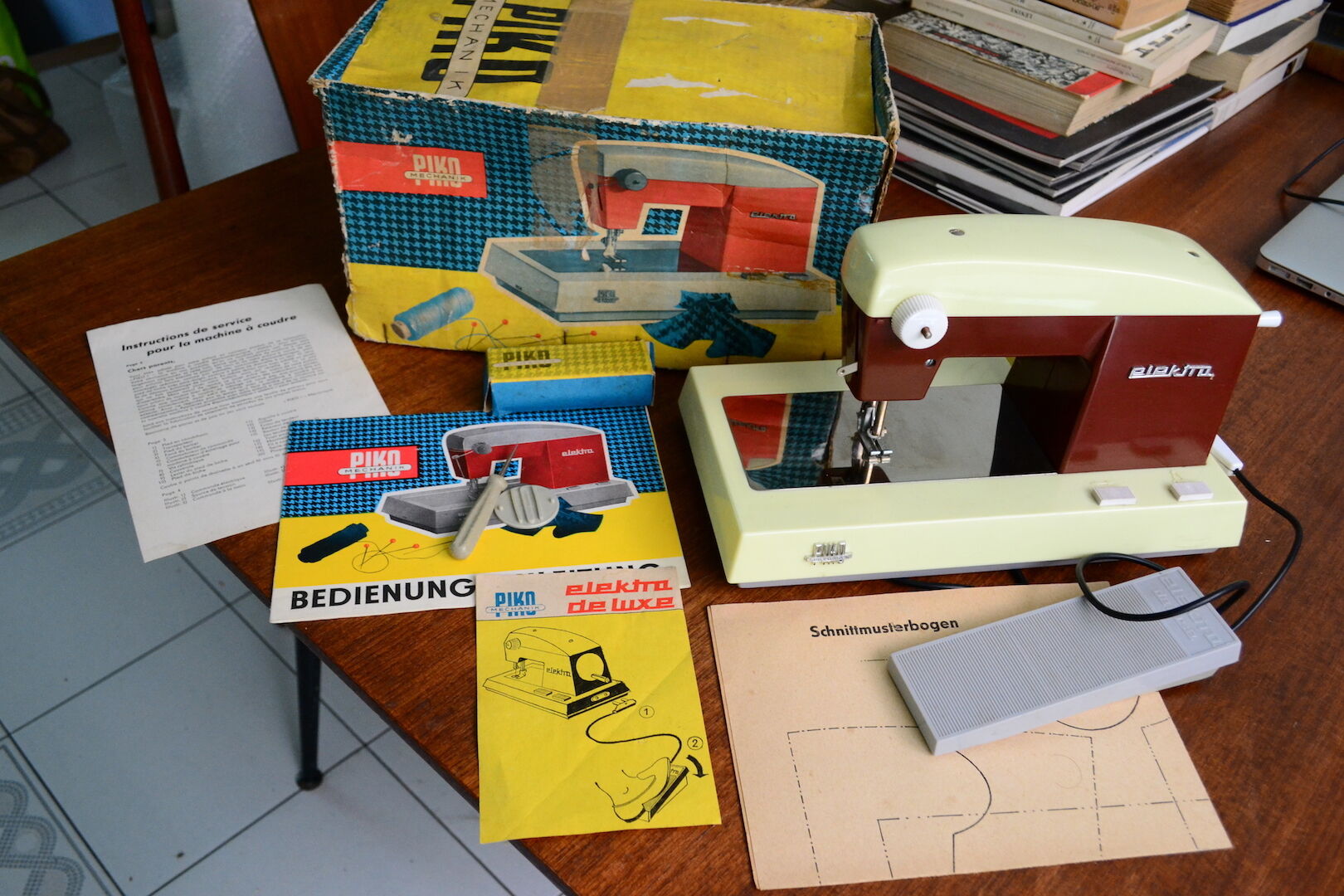 50s elektra Piko toy sewing machine