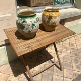 Folding table