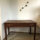 Bureau colonial années 50 en palissandre de Madagascar