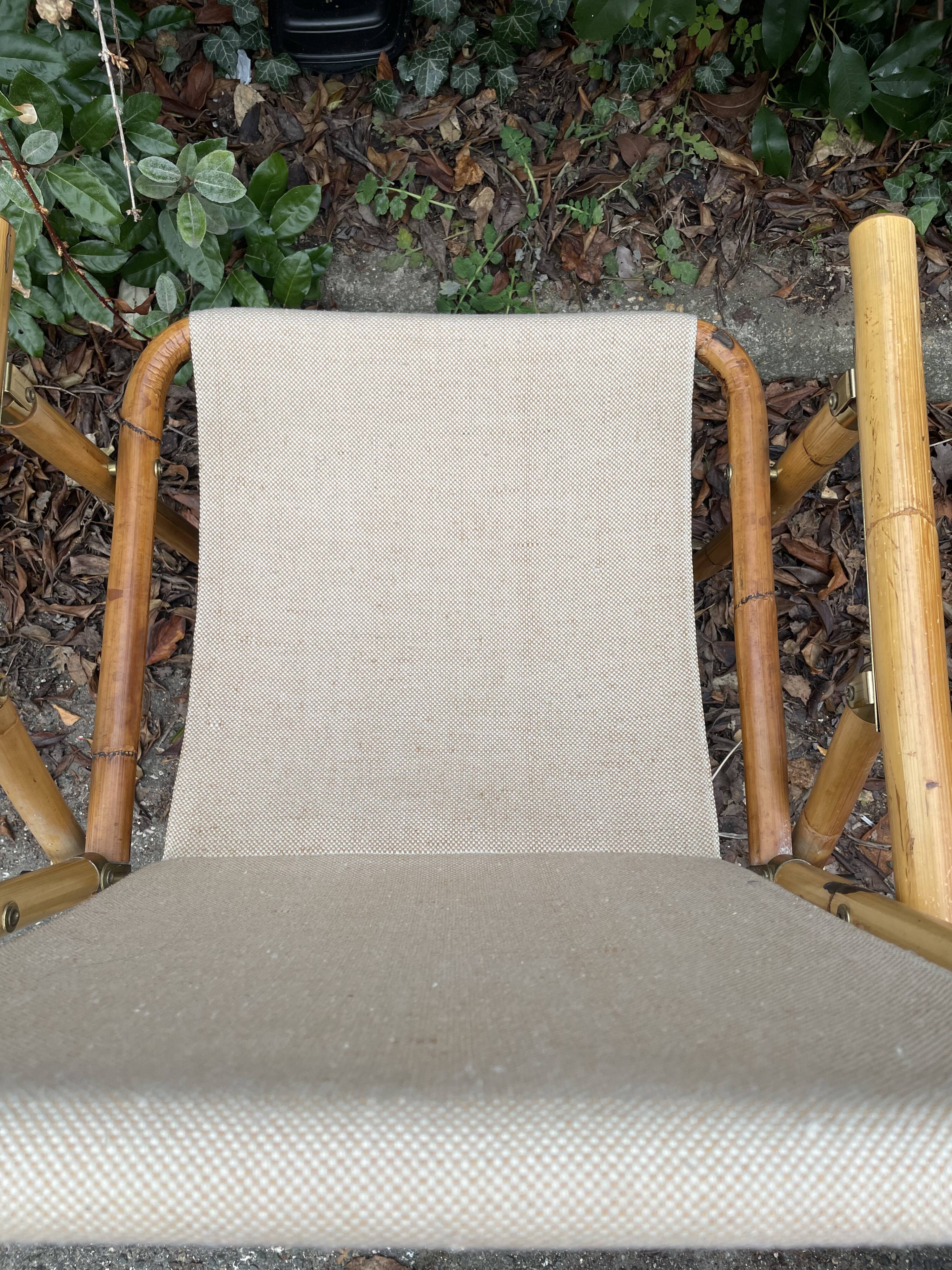 Rattan armchair and foldable canvas