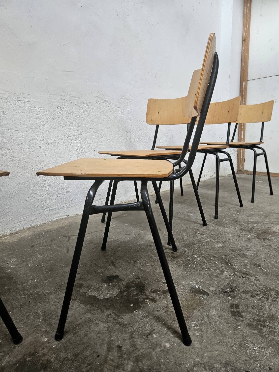 Lot of 6 bistro chairs from the 1980s
