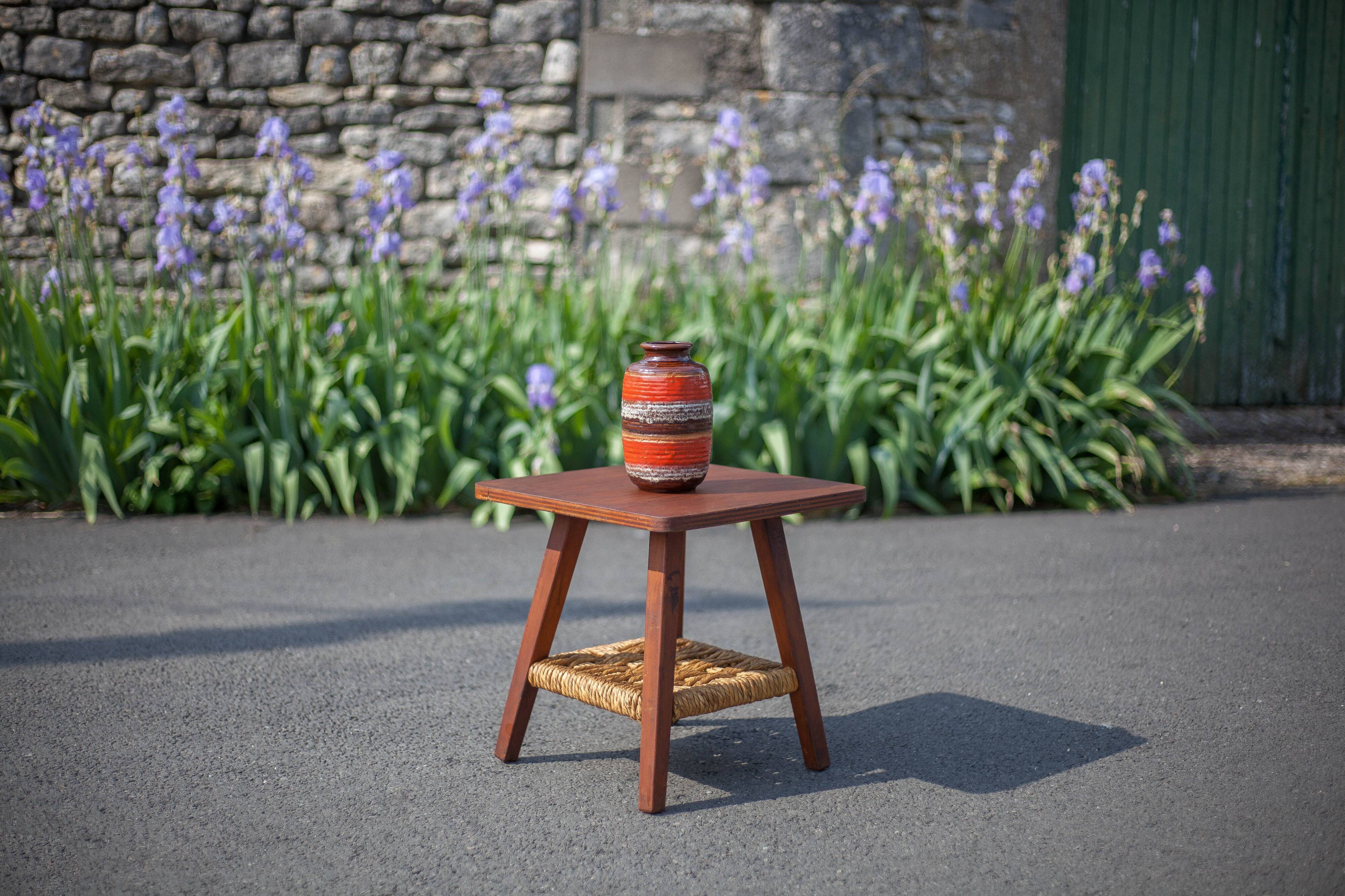 Vintage wooden coffee table and rope