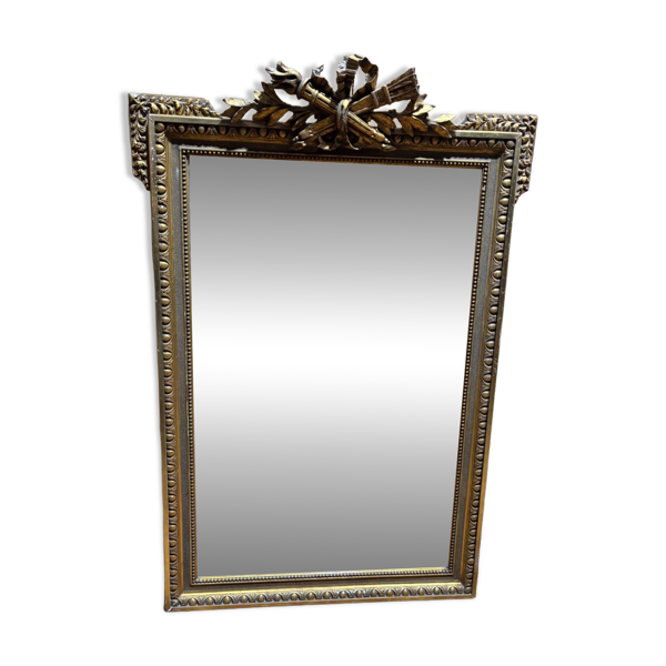 Miroir rectangulaire  de style Louis XVI