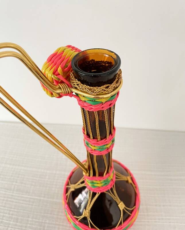 Scoubidou bottle and golden sons