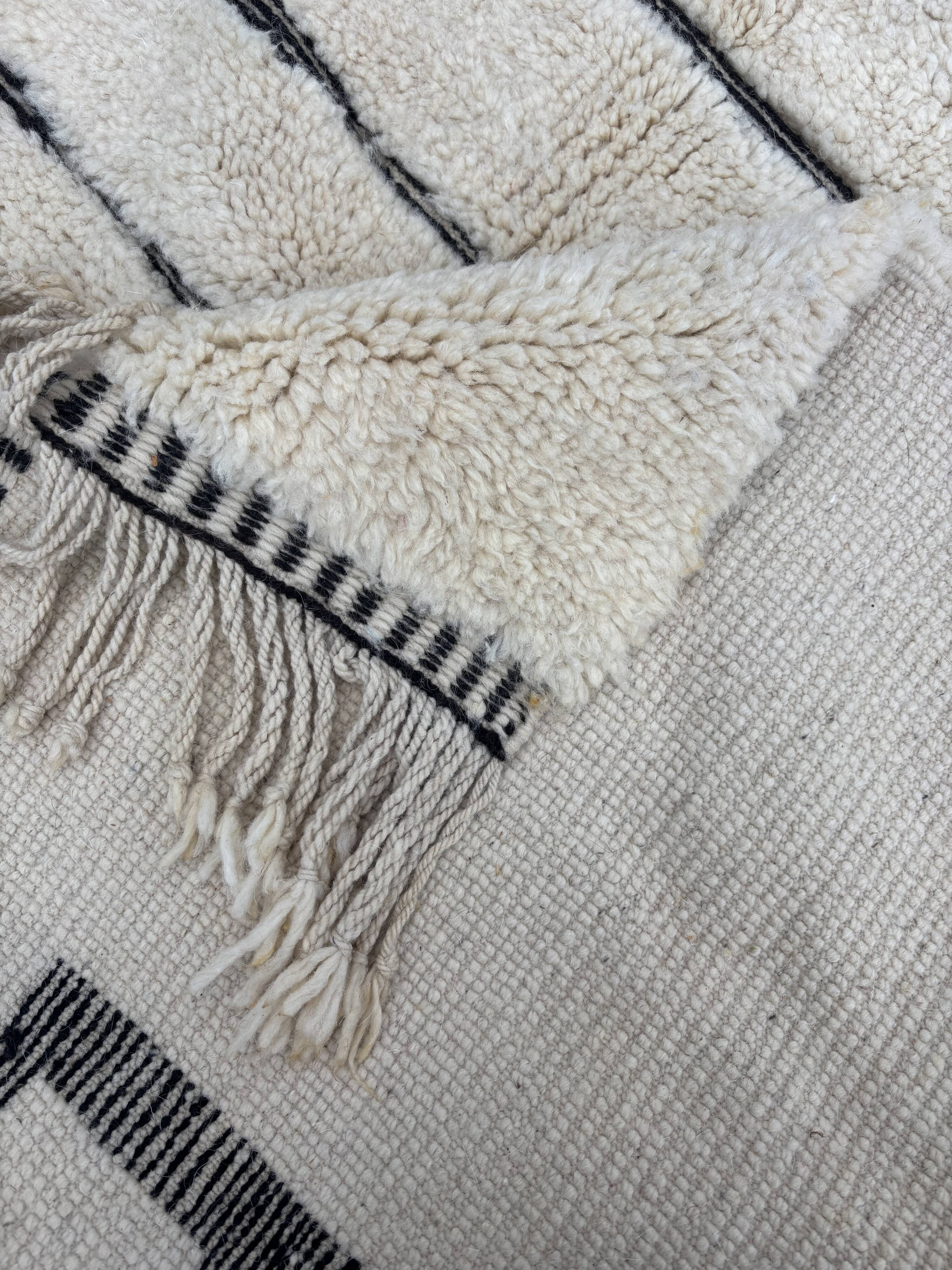 Large white Berber Beni Ouarain rug