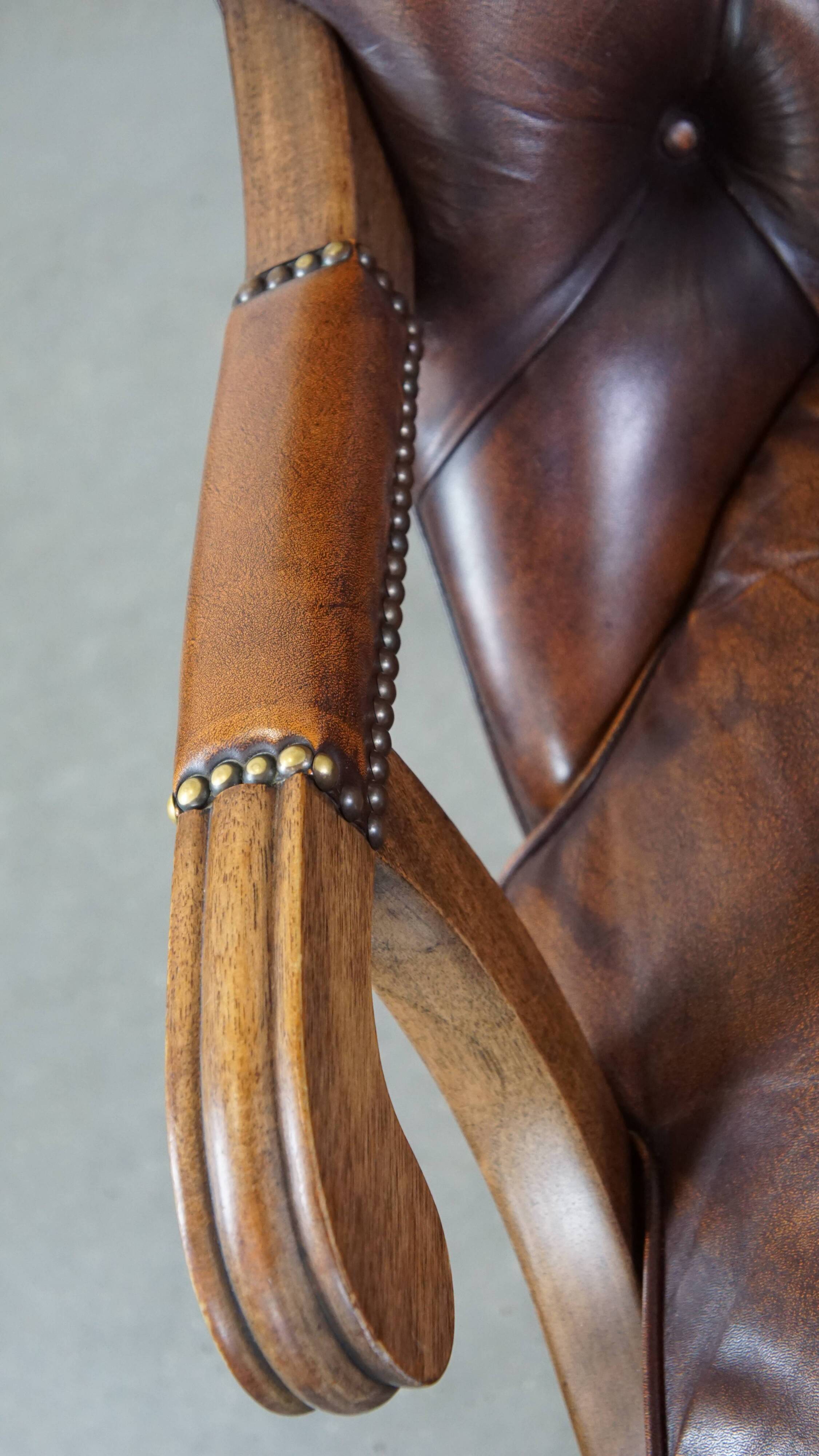 English cow leather chesterfield armchair