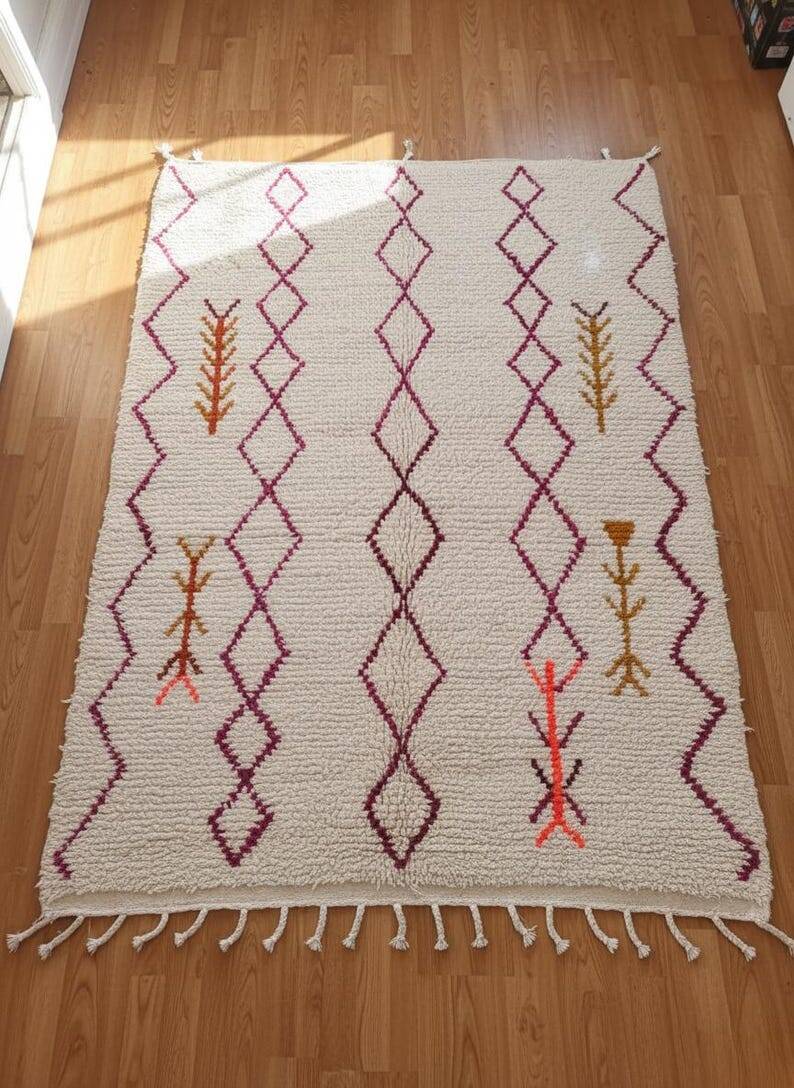 Handmade Moroccan rug 250cm x 150cm