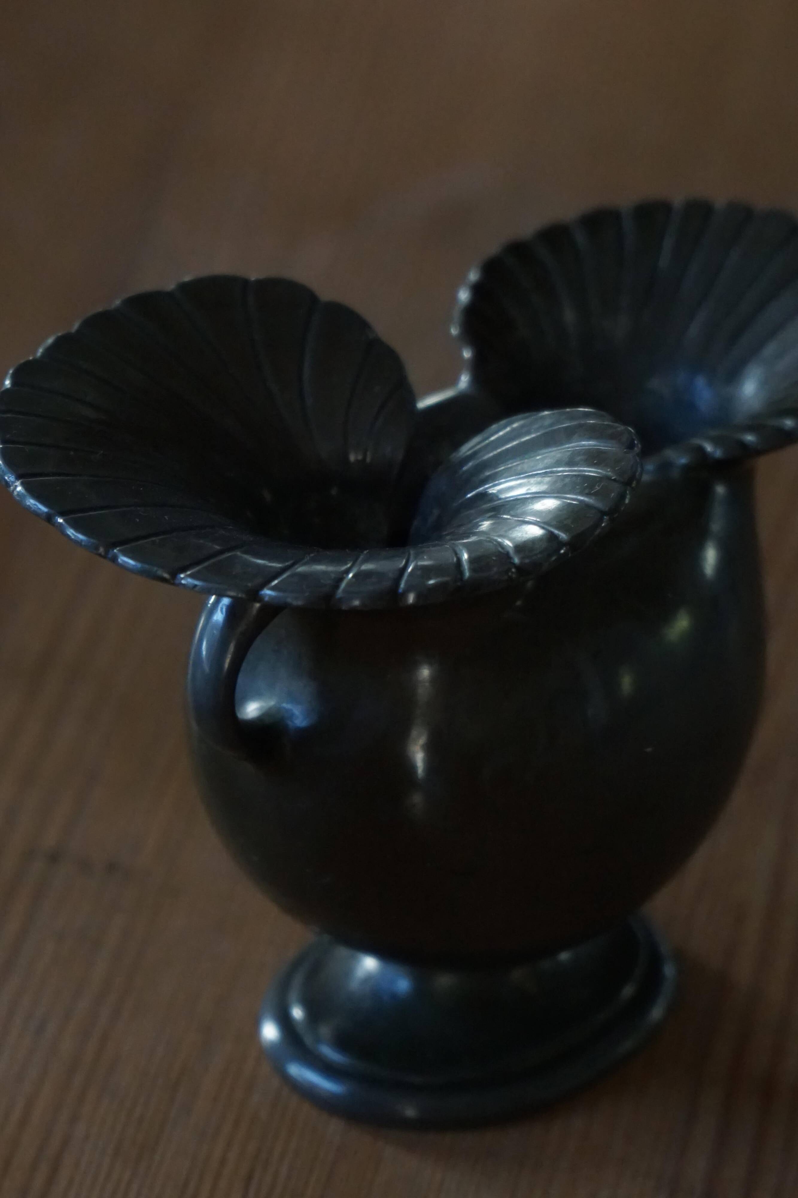 Danish Scandinavian Art Deco Diskometal vase by Just Andersen, model D-118, 1930.