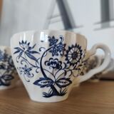 8 tasses