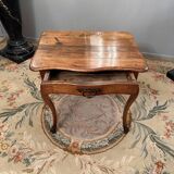 Middle table in walnut period Louis XV around 1730