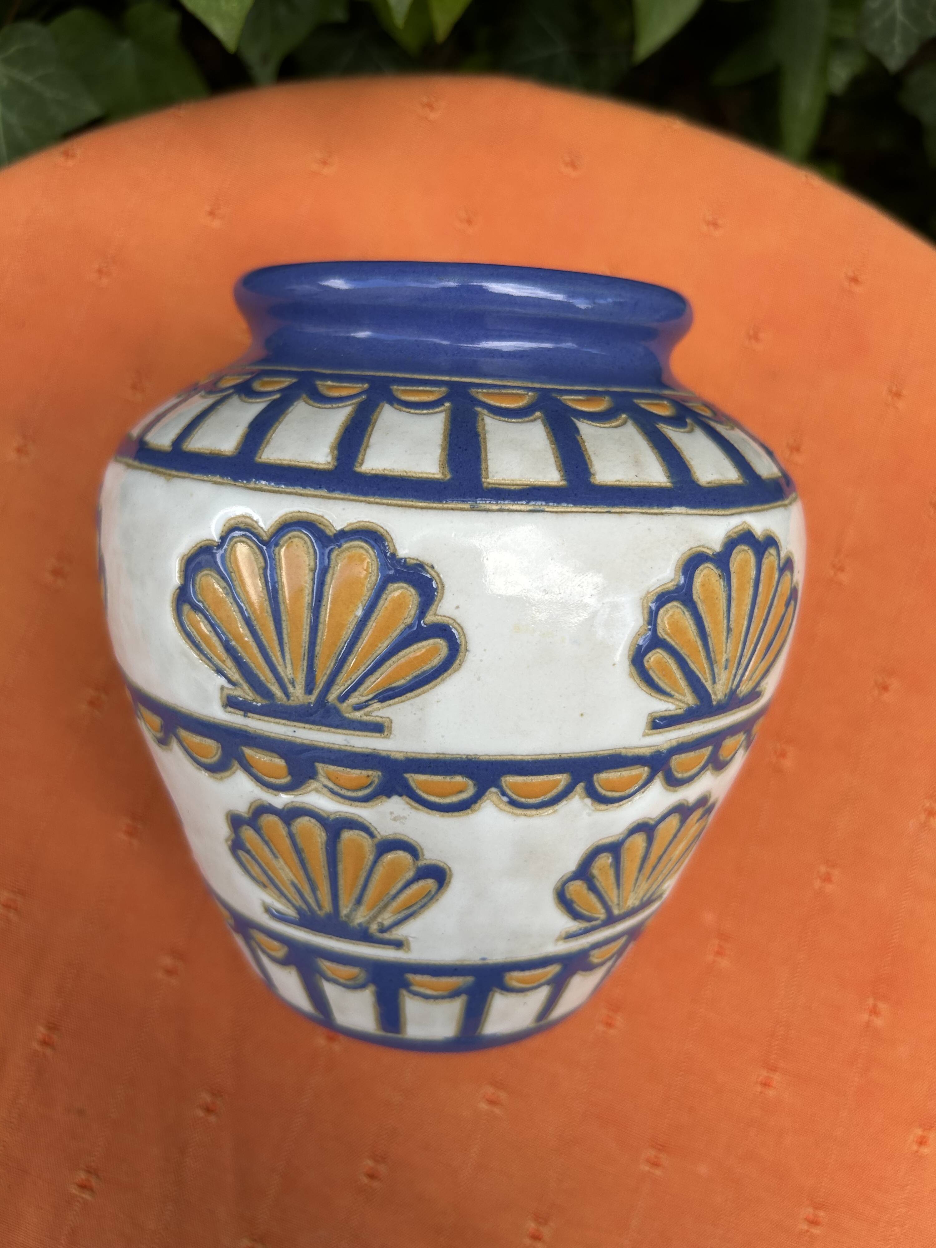 Vintage ceramic vase signed – Art Deco style in blue and orange