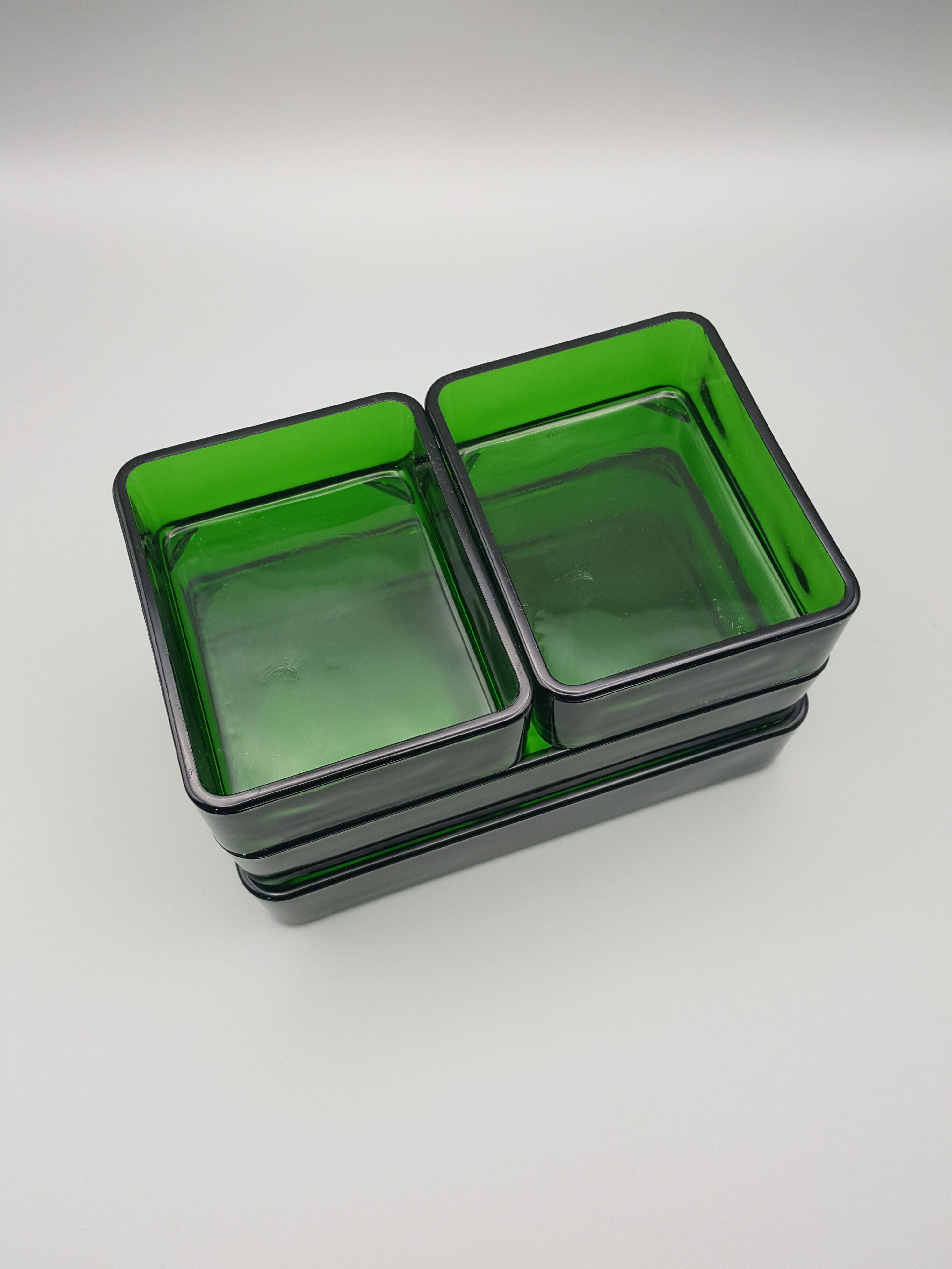 Ravines Vereco stackable rectangular vintage 60s 70s